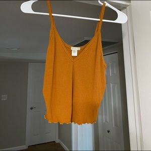 Juniors rust crop top